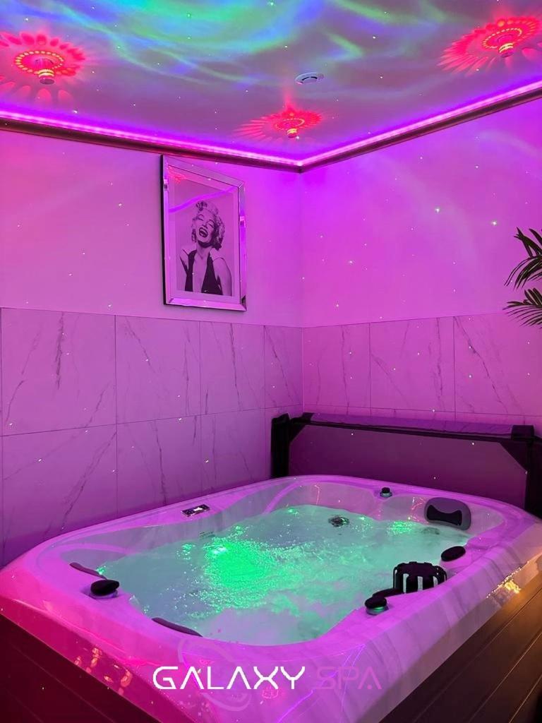Galaxy Spa - Suite Jupiter Jacuzzi Privatif Champigneulles Zewnętrze zdjęcie